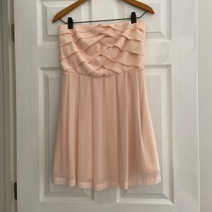 Express, strapless pink mini dress. Size 10.